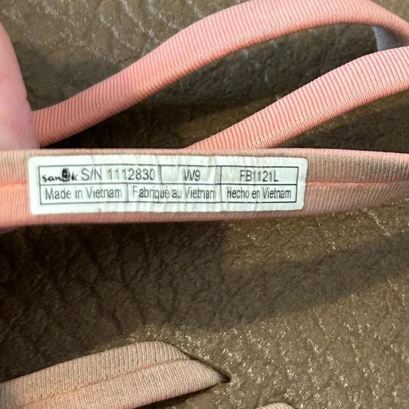 Sanuk Yoga Sandy Flip Flop Sandals - Picture 5 of 9